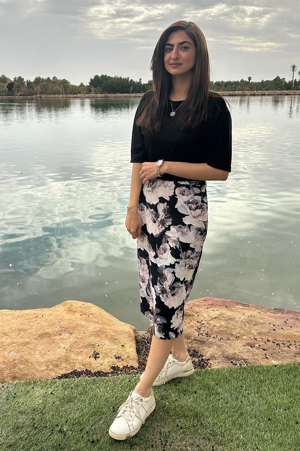 Sumbul — Model & Hostess in Riyadh photo 2