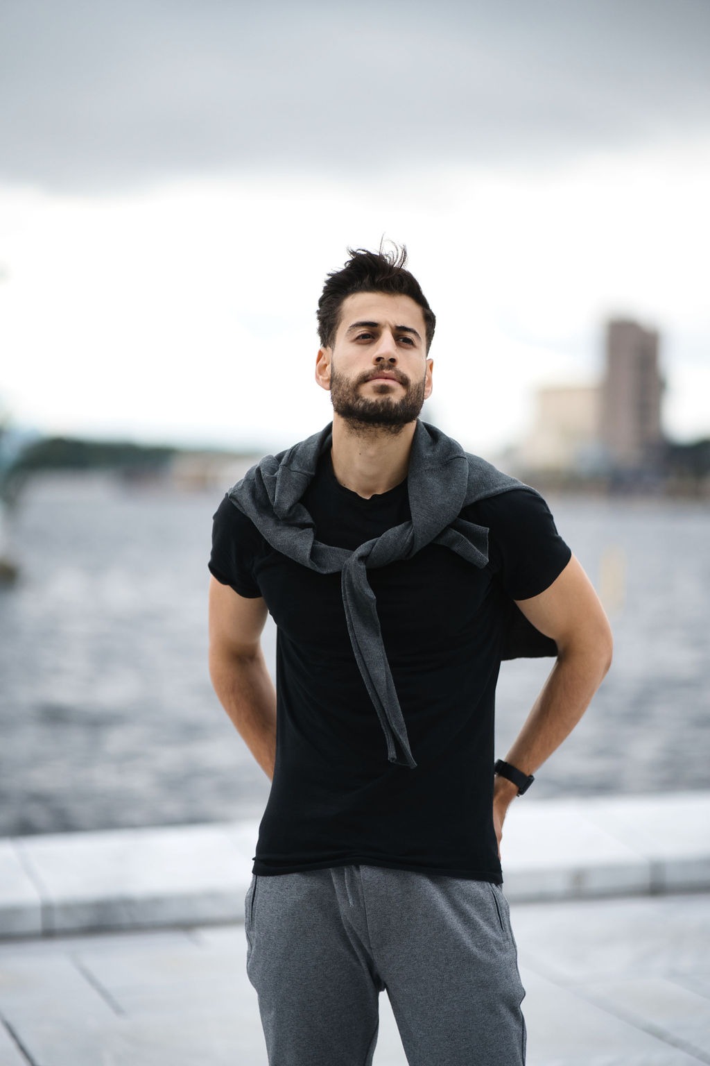 Ghassen — Model & Host in Clamart photo 26