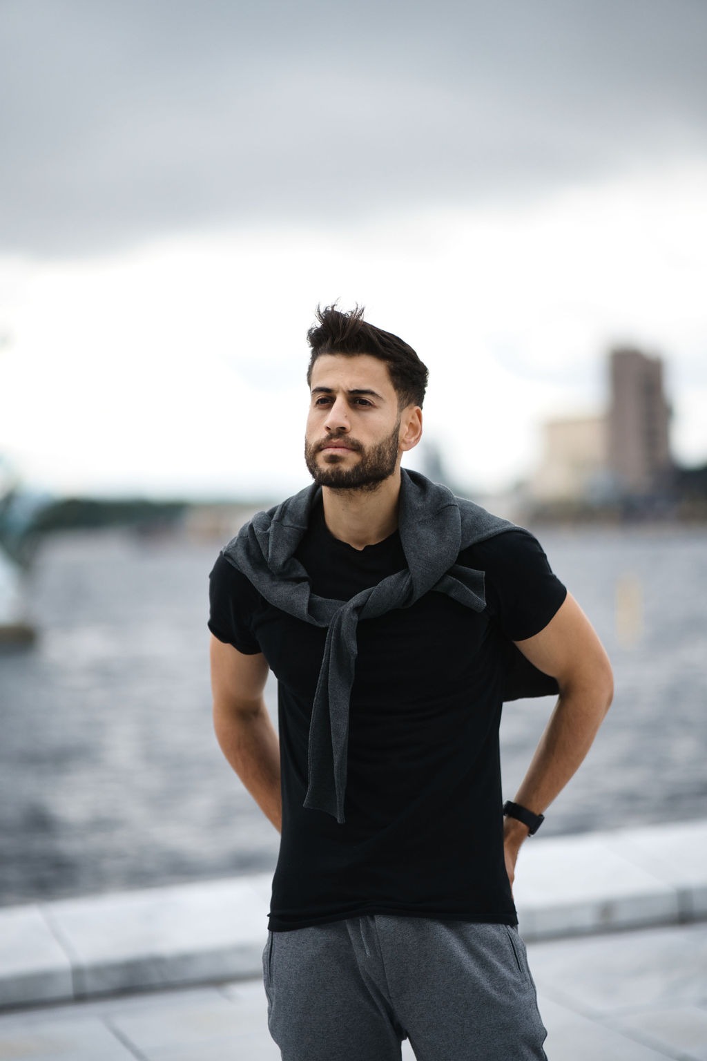 Ghassen — Model & Host in Clamart photo 8