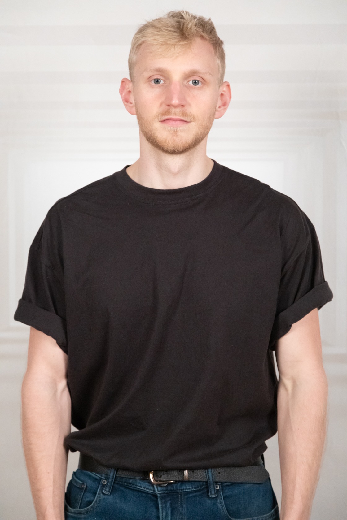 Adam Thomas — Model & Host in Barcelona photo 9