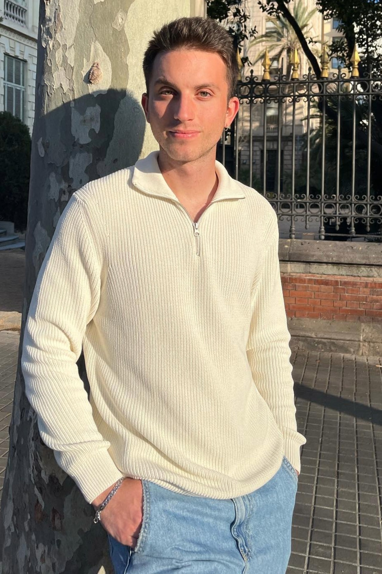 Nicol&aacute;s — Model & Host in Madrid photo 2