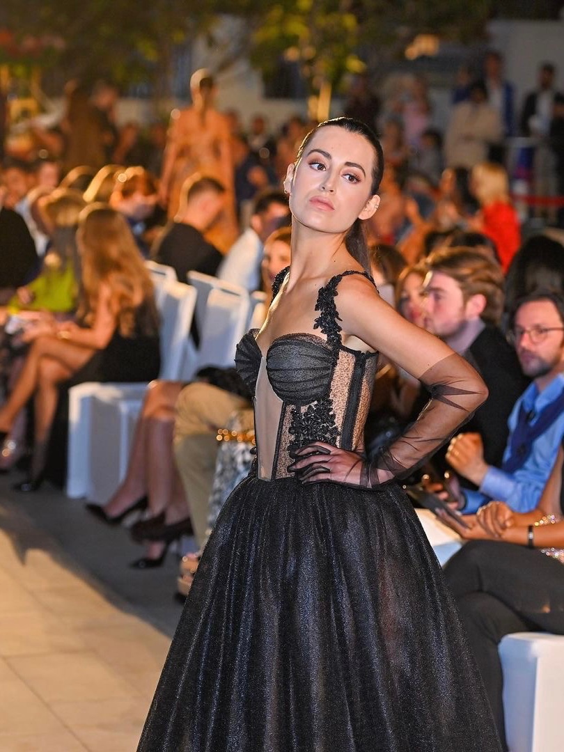 Ainhoa — Model & Hostess in Dubai photo 34