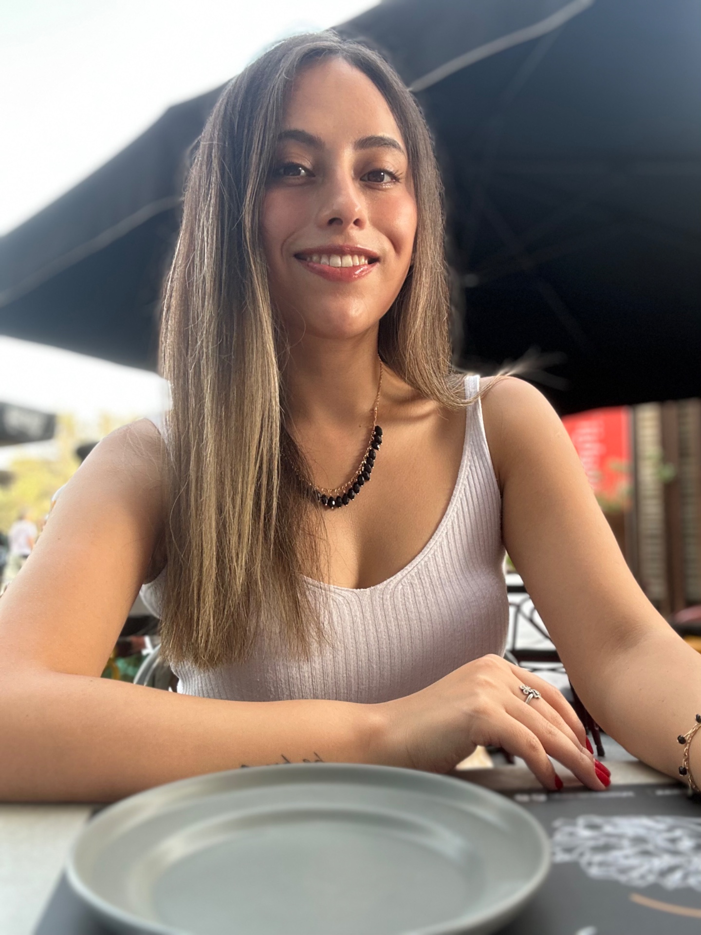 Milagros — Model & Hostess in Dub&aacute;i photo 2