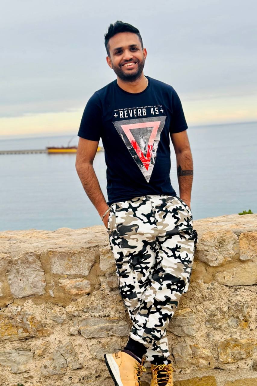 Parth — Model & Host in Barcelona photo 1