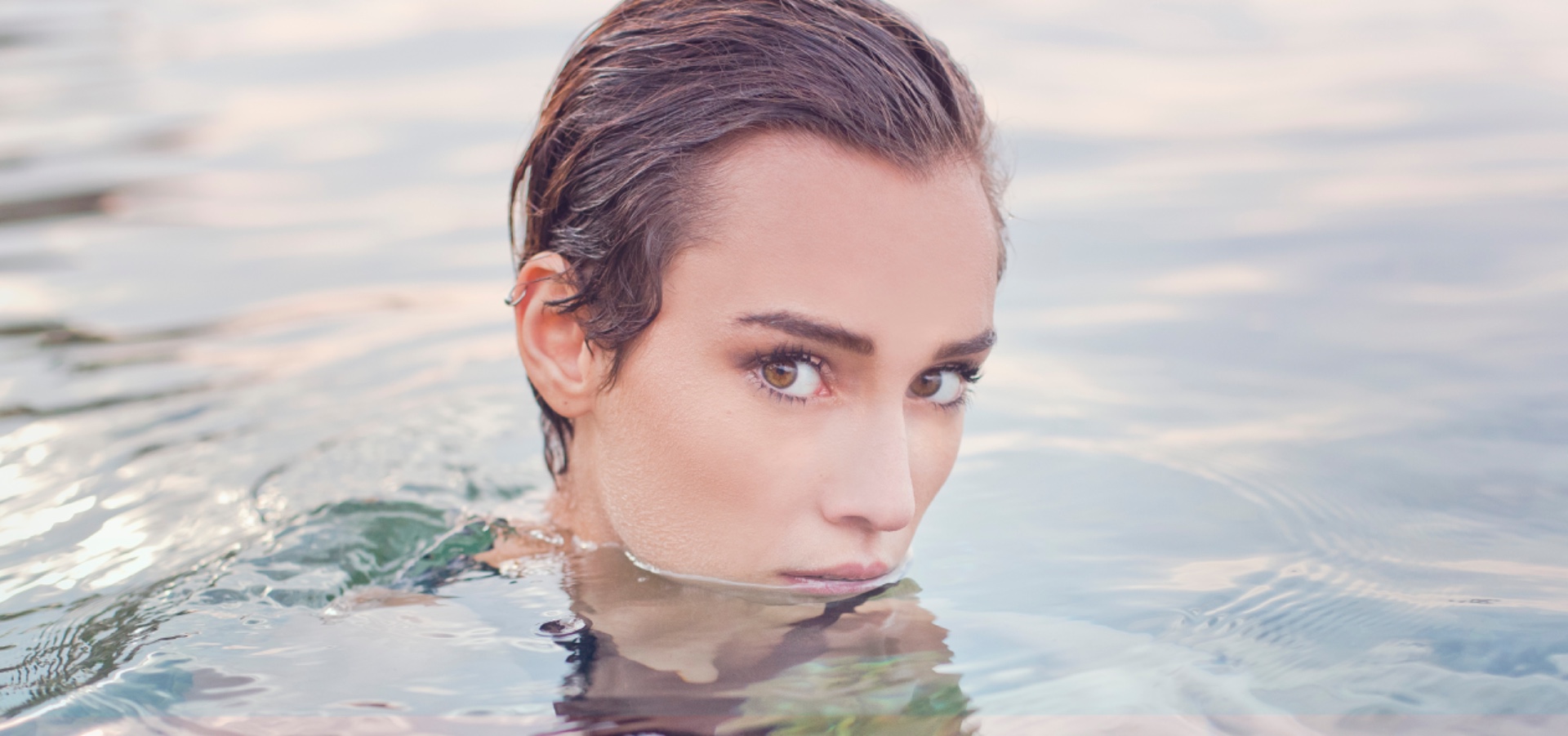 Marine — Model & Hostess in Levallois-perret photo 1