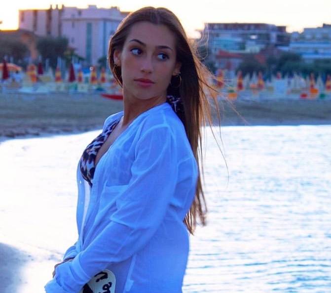 Alessia — Model & Hostess in Podere Canonici photo 7