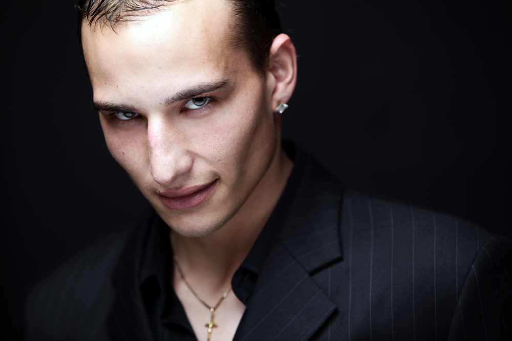 Jeremy — Model & Host in Namur photo 5