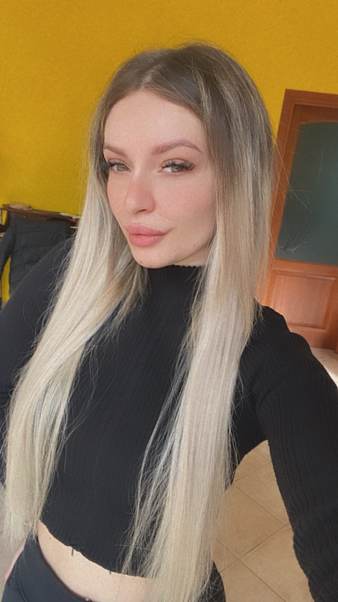 CLARA ISABEL — Model in Bussoleno | Eye On Model
