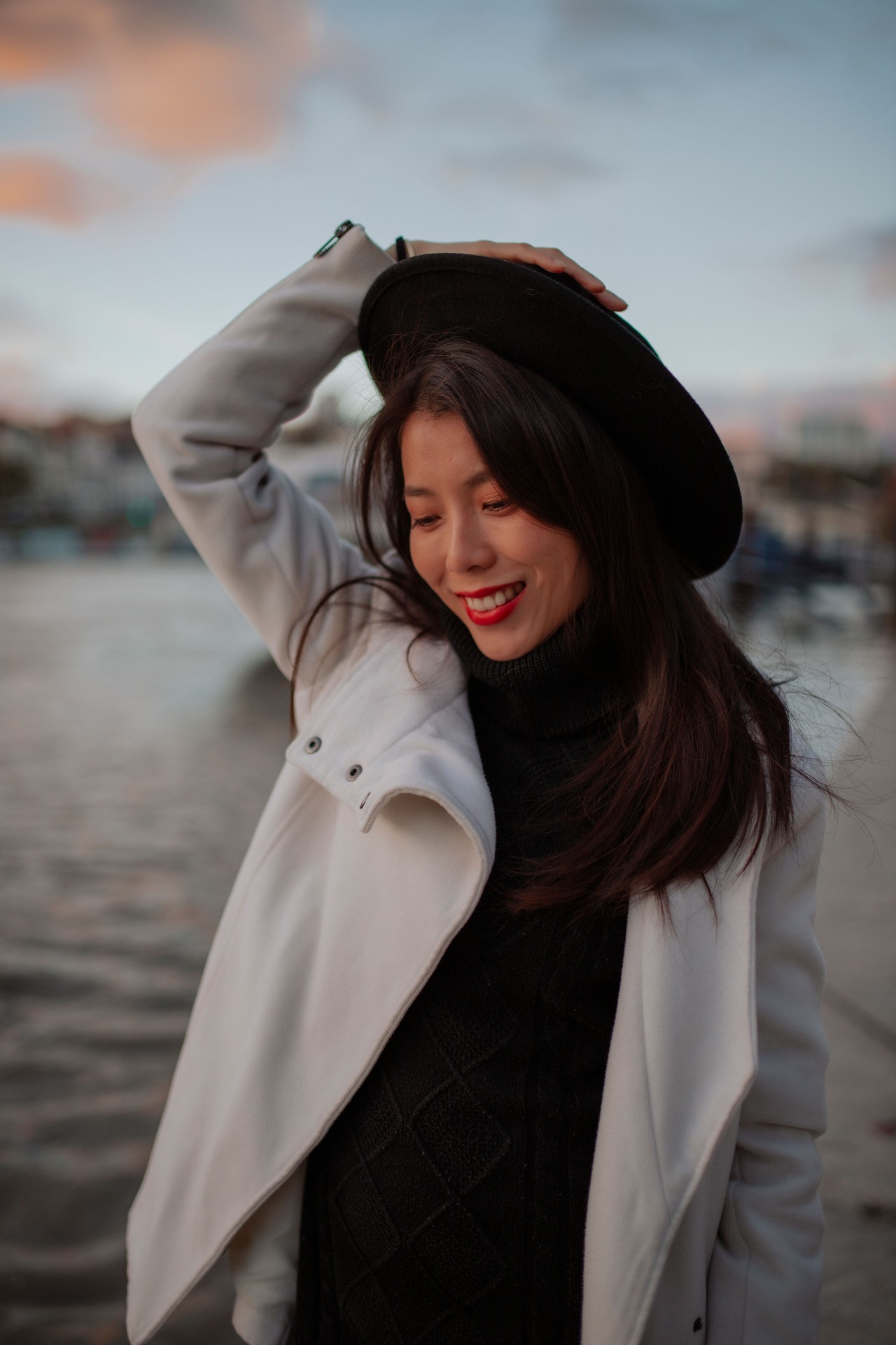 Lila Thanh Hi&ecirc;'n — Model & Hostess in Lyon photo 16