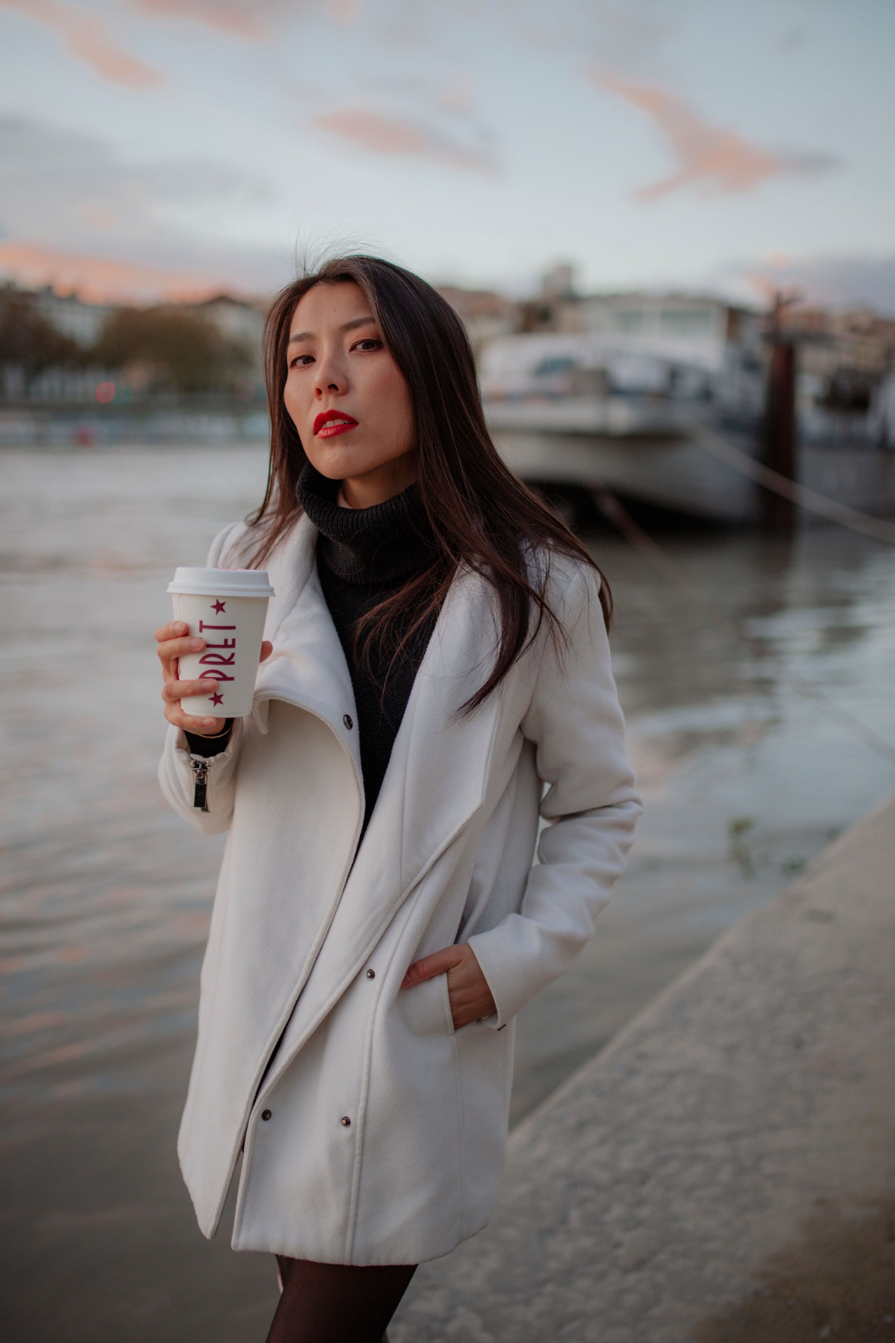 Lila Thanh Hi&ecirc;'n — Model & Hostess in Lyon photo 18