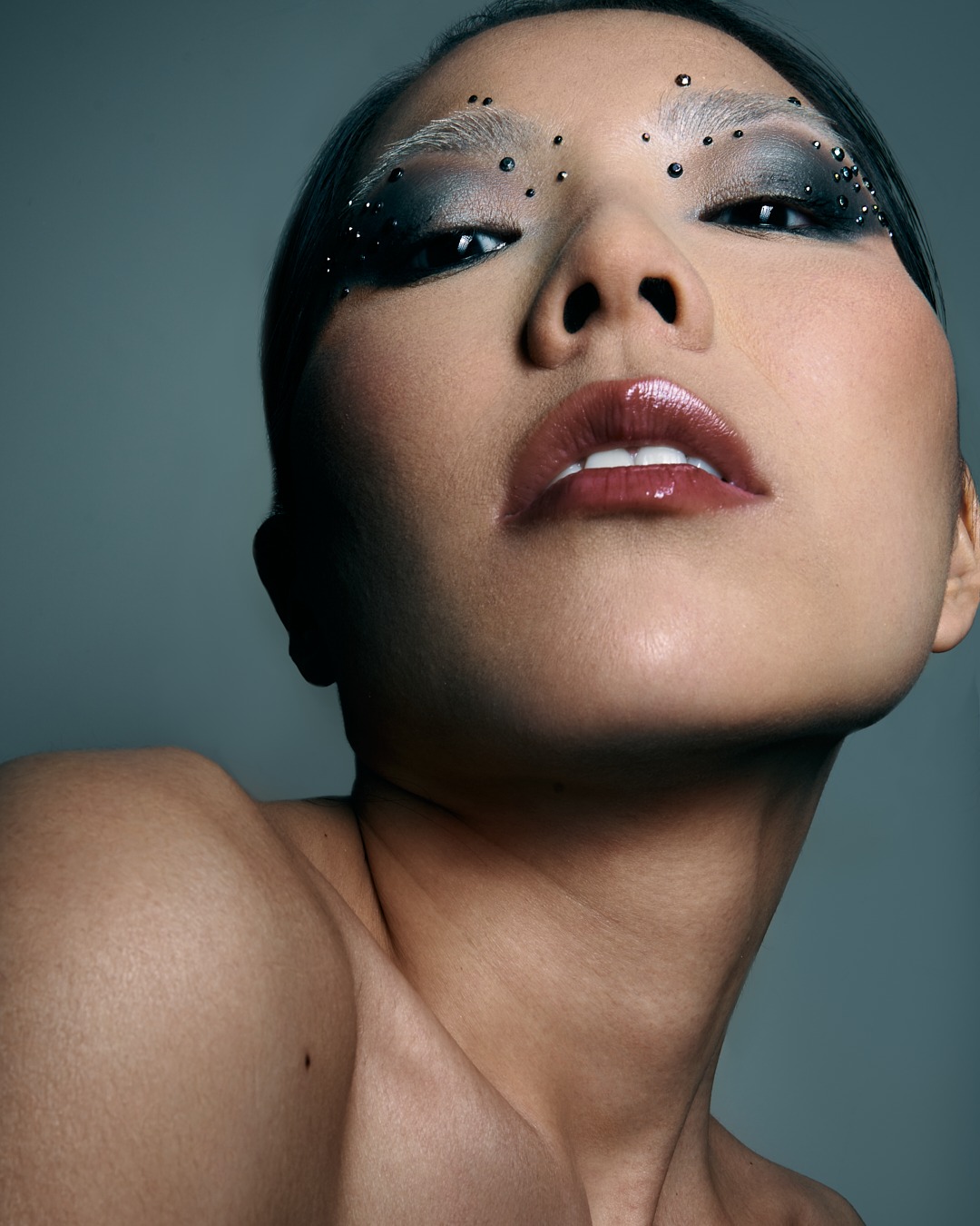 Lila Thanh Hi&ecirc;'n — Model & Hostess in Lyon photo 9