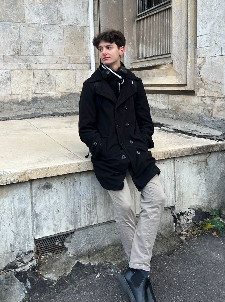 Gabriel — Model & Host in București photo 2