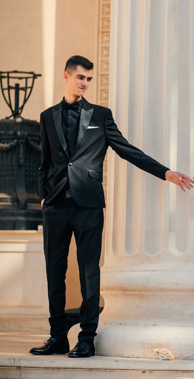 Alexandru — Model & Host in București photo 1