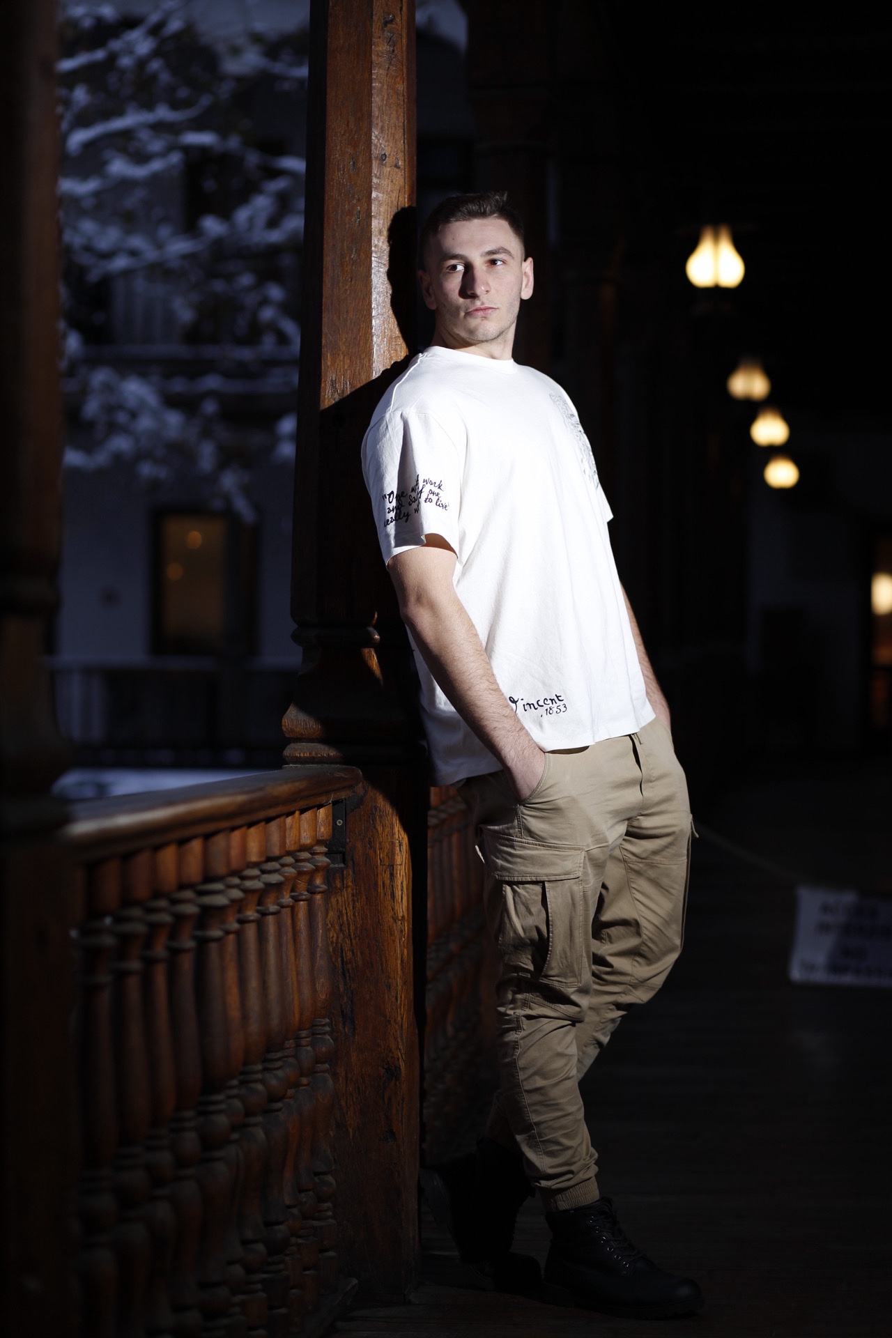 Octavian — Model & Host in București photo 3
