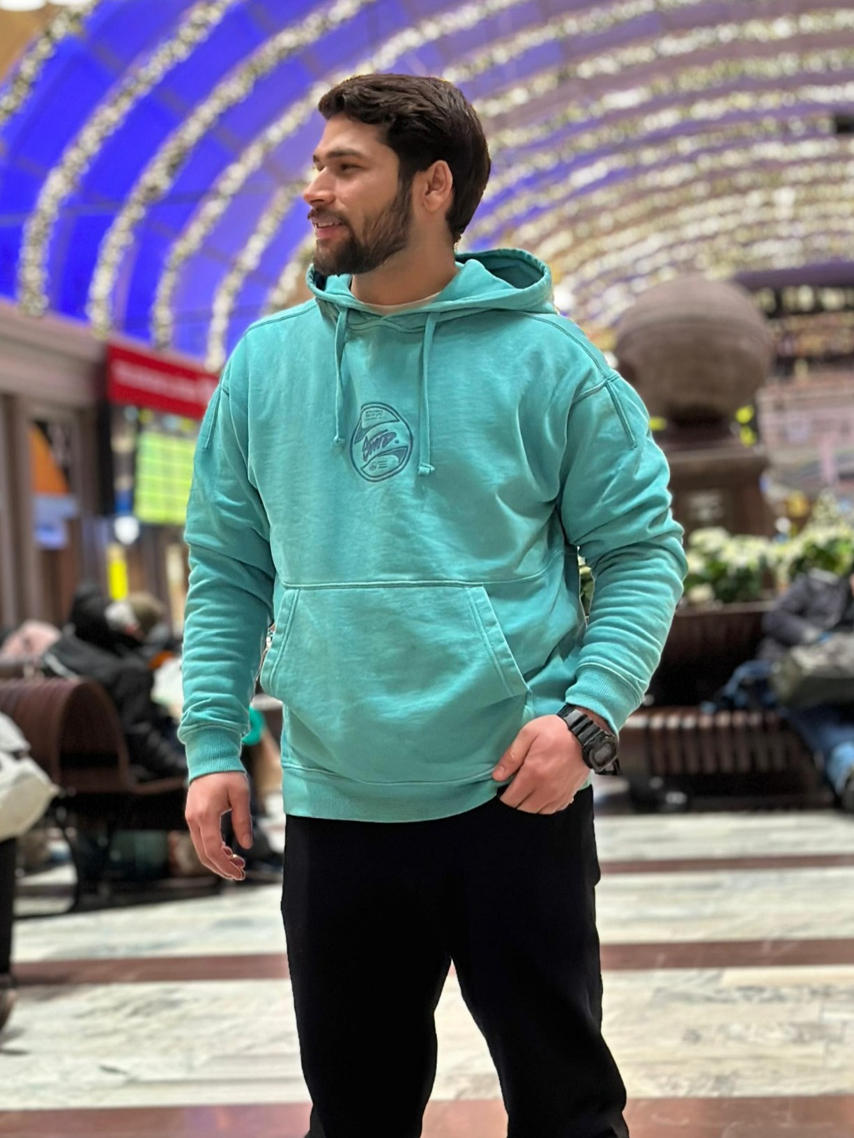 Adnan Rafique — Model & Host in Wien photo 4