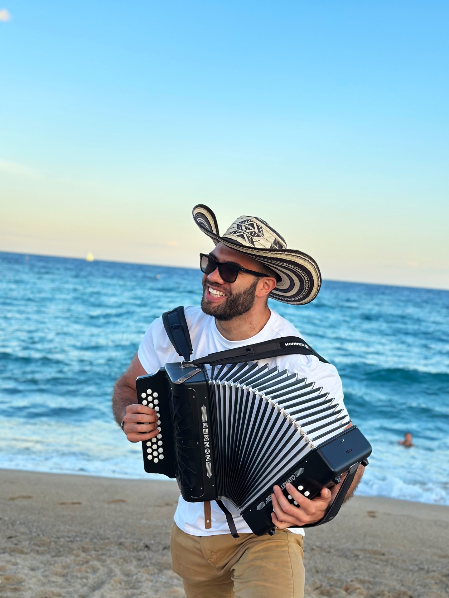 Juan Manuel Delgado Jaramillo — Model & Host in Barcelona photo 1