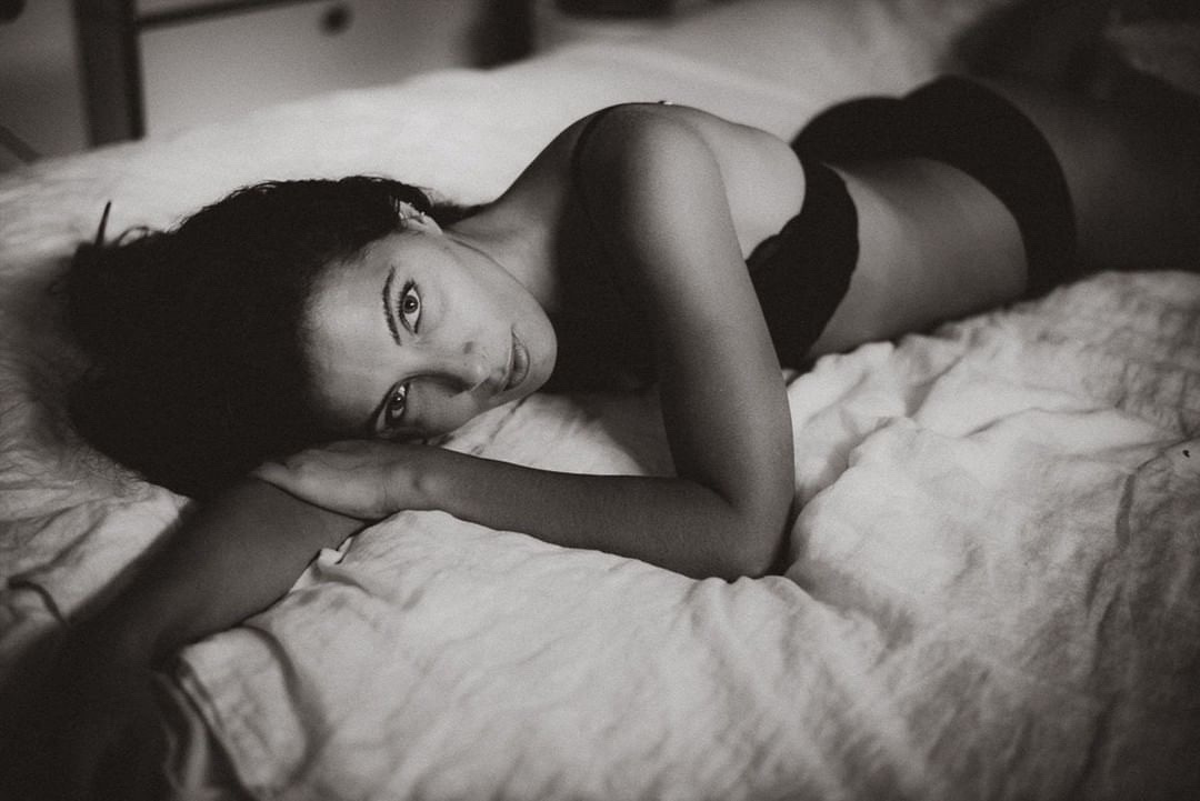 Ismahane — Model & Hostess in Gentilly photo 16
