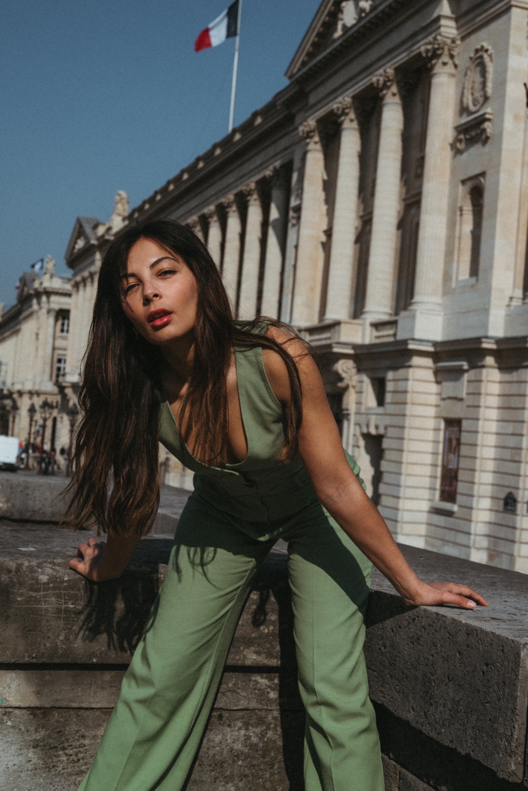 Ismahane — Model & Hostess in Gentilly photo 3