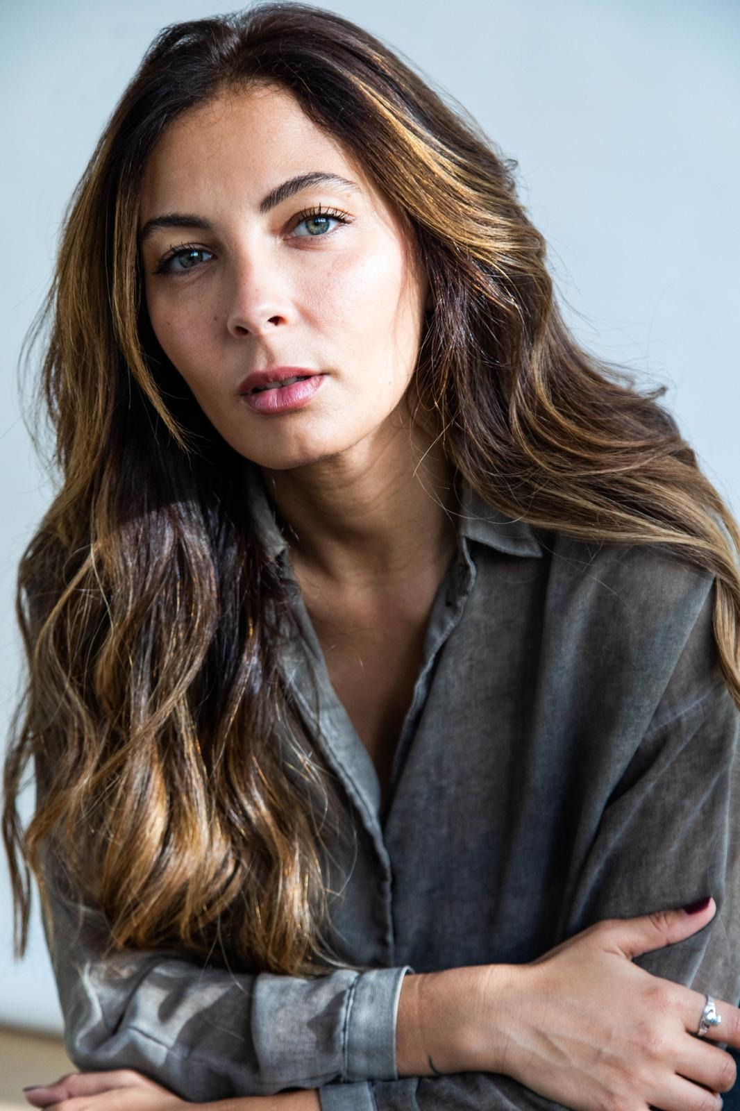Ismahane — Model & Hostess in Gentilly photo 7
