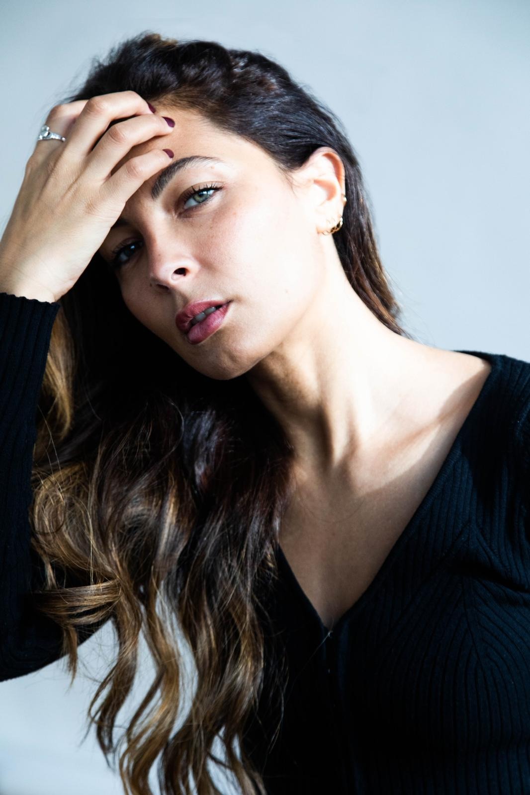 Ismahane — Model & Hostess in Gentilly photo 8