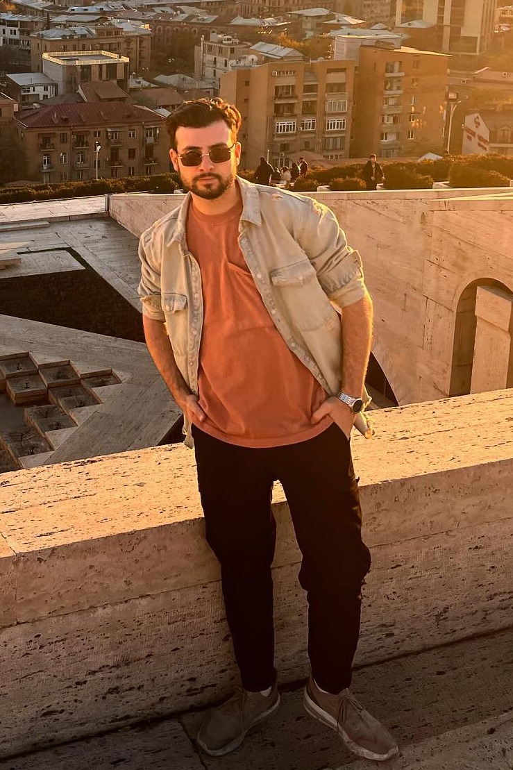 Gregory — Model & Host in &Kappa;&alpha;&tau;&epsilon;&rho;ί&nu;&eta; photo 5