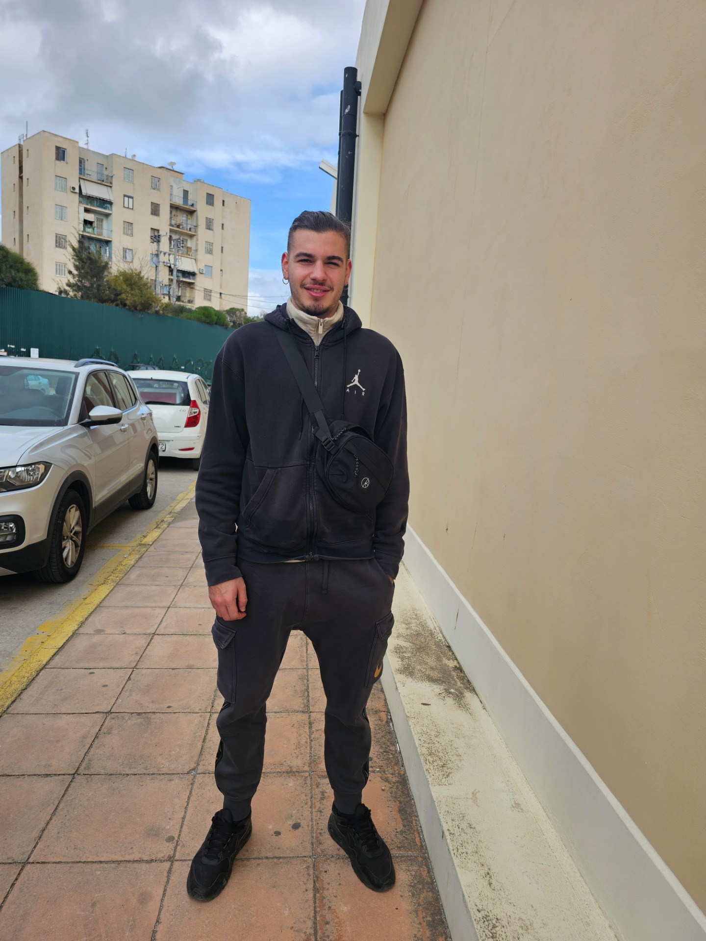 Christos — Model & Host in &Alpha;&iota;&gamma;ά&lambda;&epsilon;&omega; photo 1