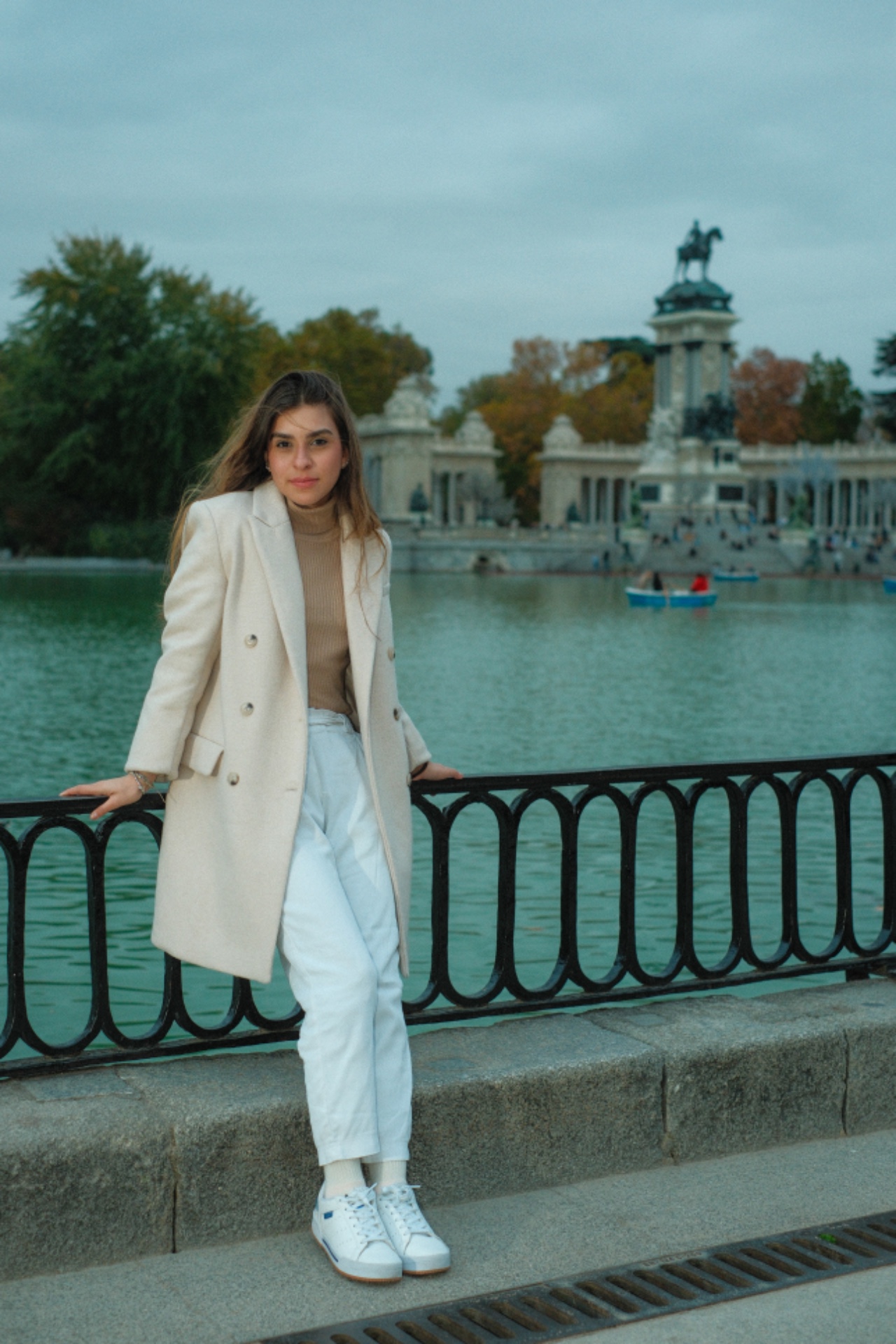 Nicole — Model & Hostess in Madrid photo 7