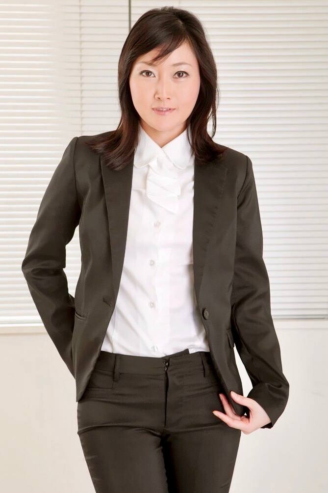 Miyuki — Model & Hostess in Chuo City photo 1