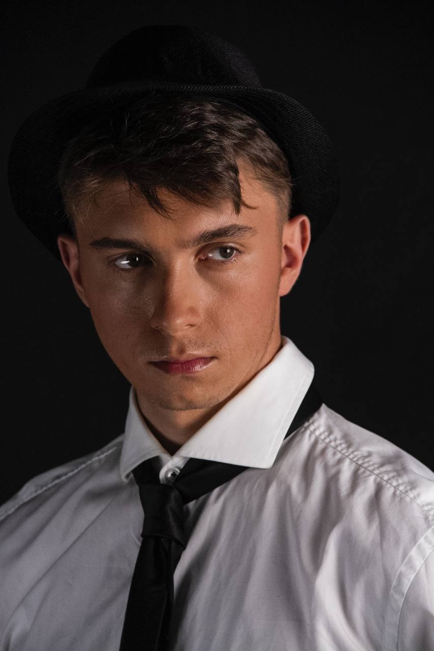 Dmytro — Model & Host in Madrid photo 5