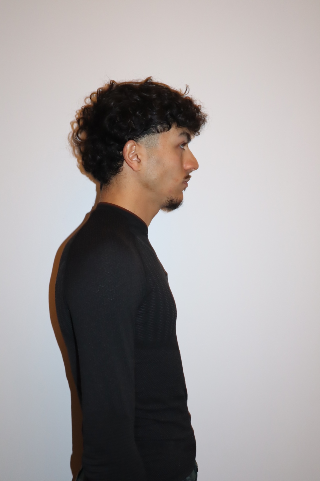 Lucas — Model & Host in Palaiseau photo 9