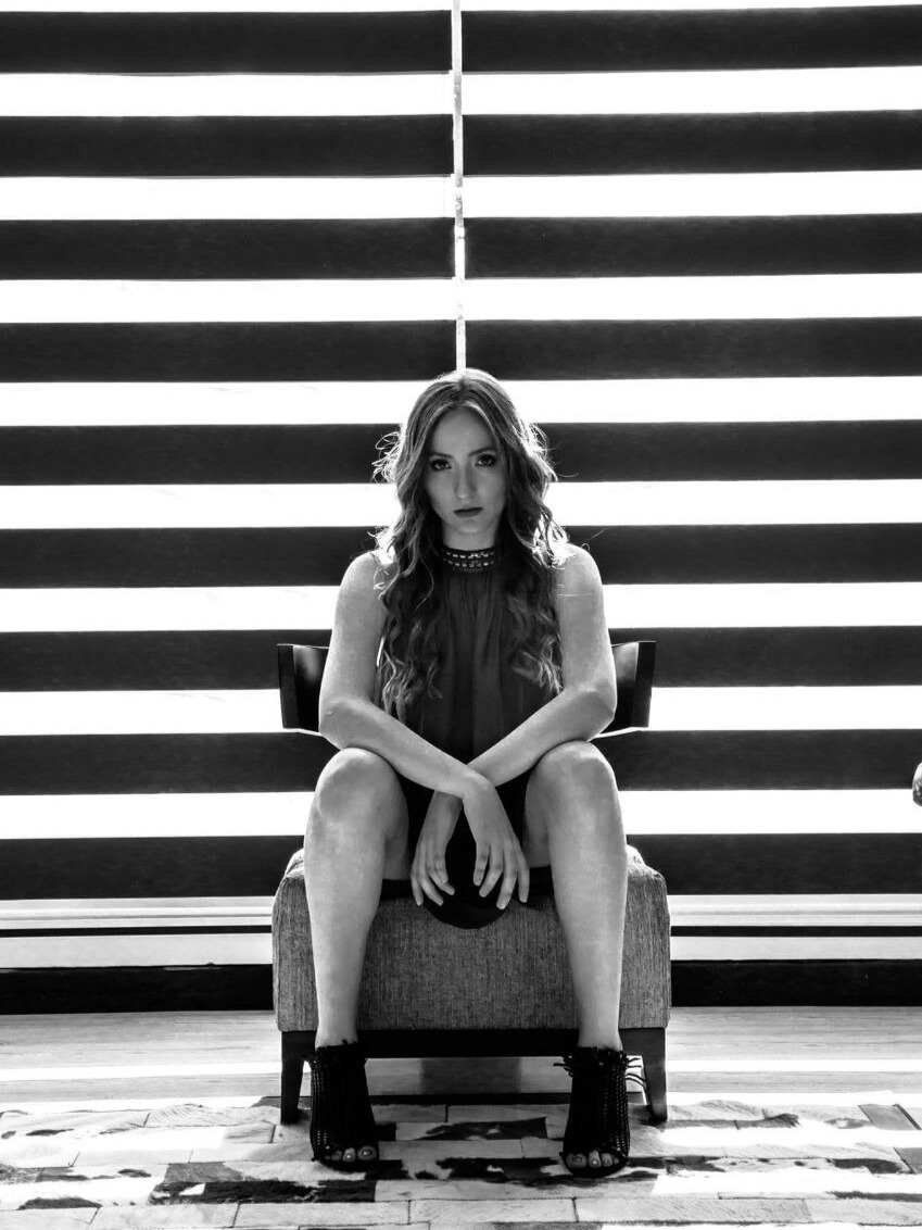 Manuela — Model & Hostess in Torino photo 3