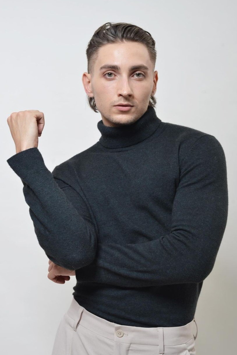 Vladyslav — Model & Host in Purmerend photo 6