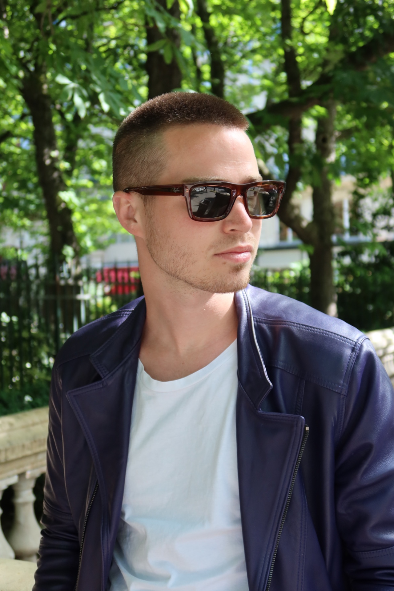 Lo&iuml;c — Model & Host in Paris photo 9