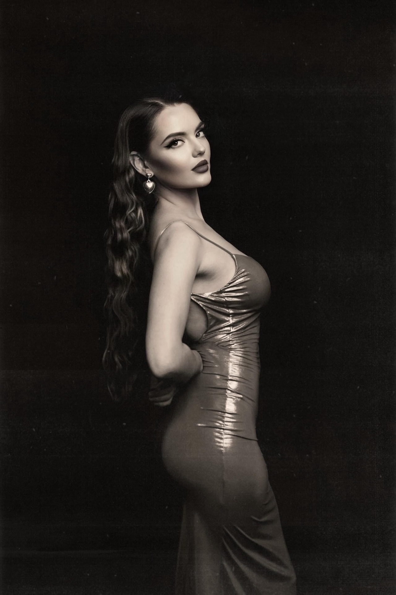 Kateryna — Model & Hostess in Paleo Faliro photo 7