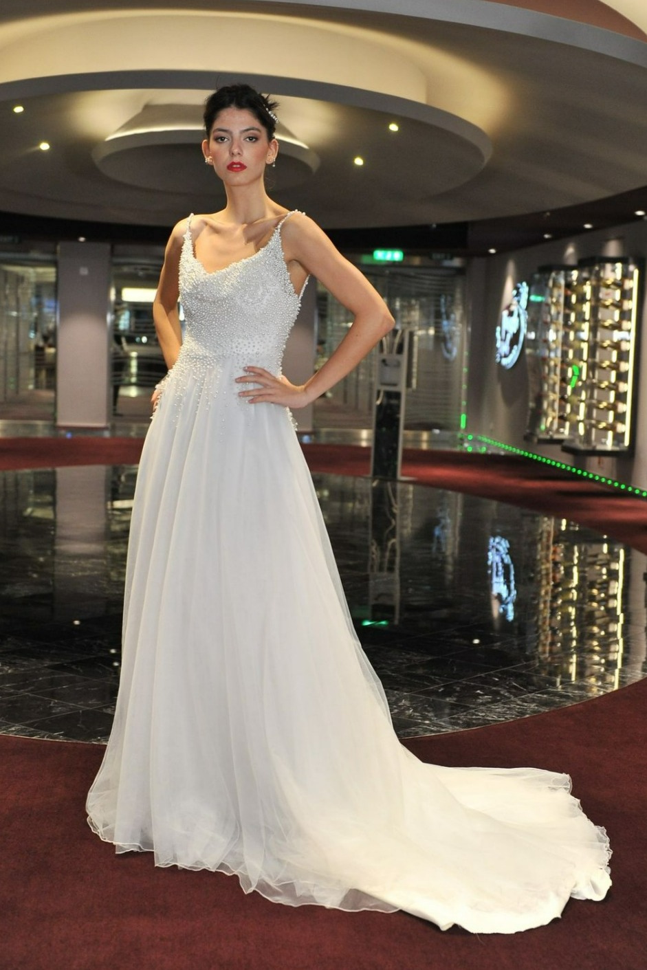 Ivi — Model & Hostess in Albinea photo 14