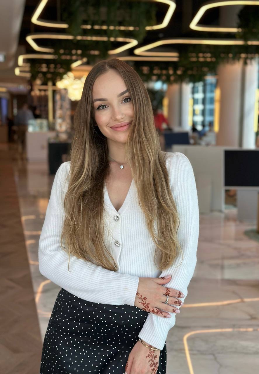 Karina — Model & Hostess in Dubai photo 3