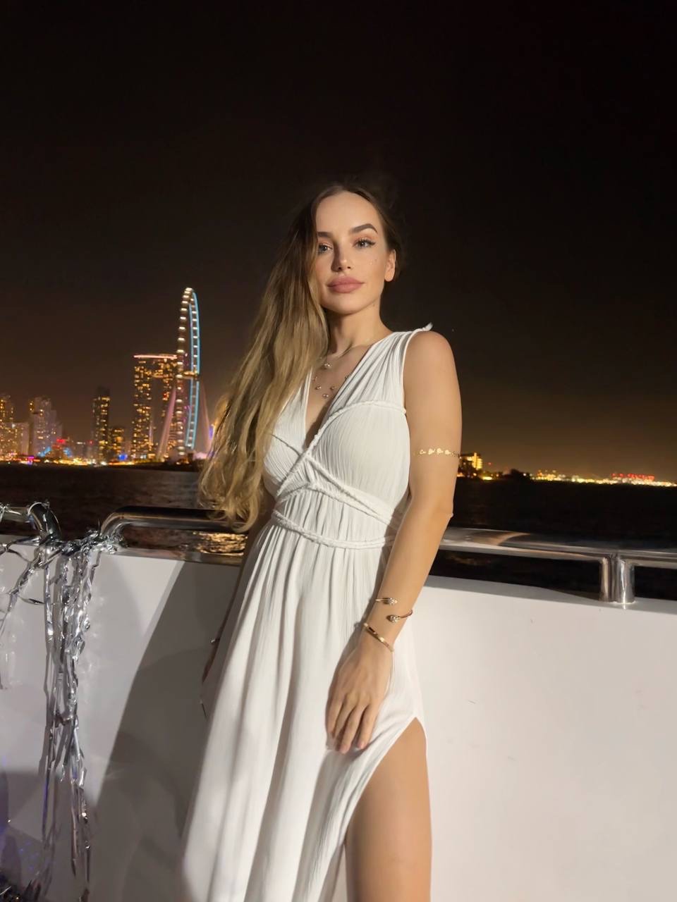 Karina — Model & Hostess in Dubai photo 8