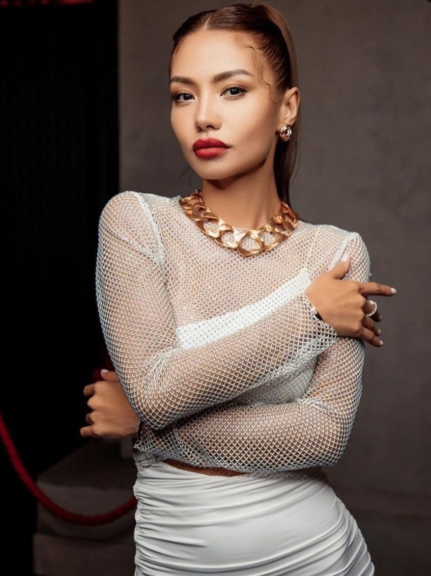 Marzhan — Model & Hostess in Алматы photo 3