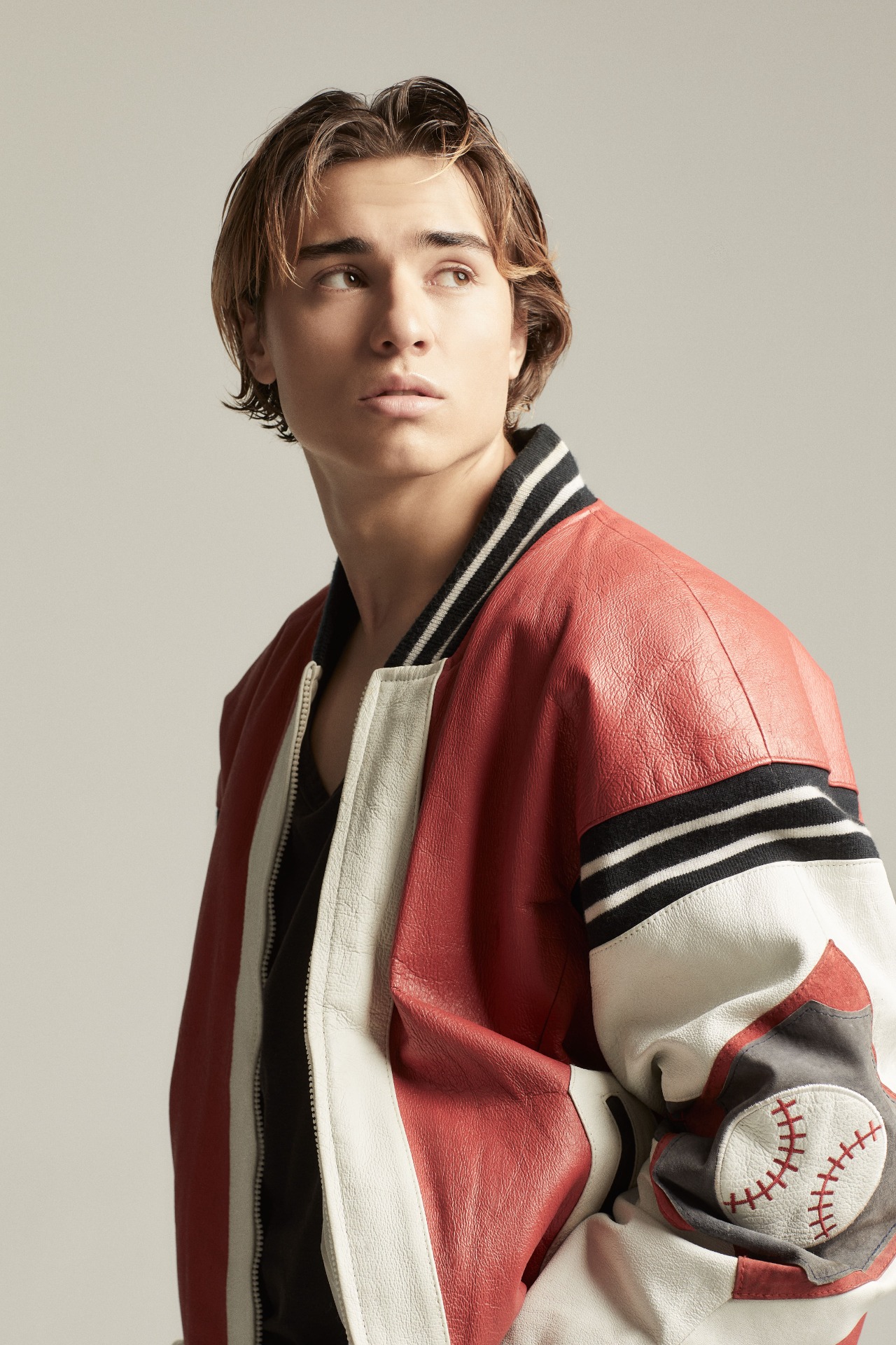 Gonzalo — Model & Host in Milano photo 5
