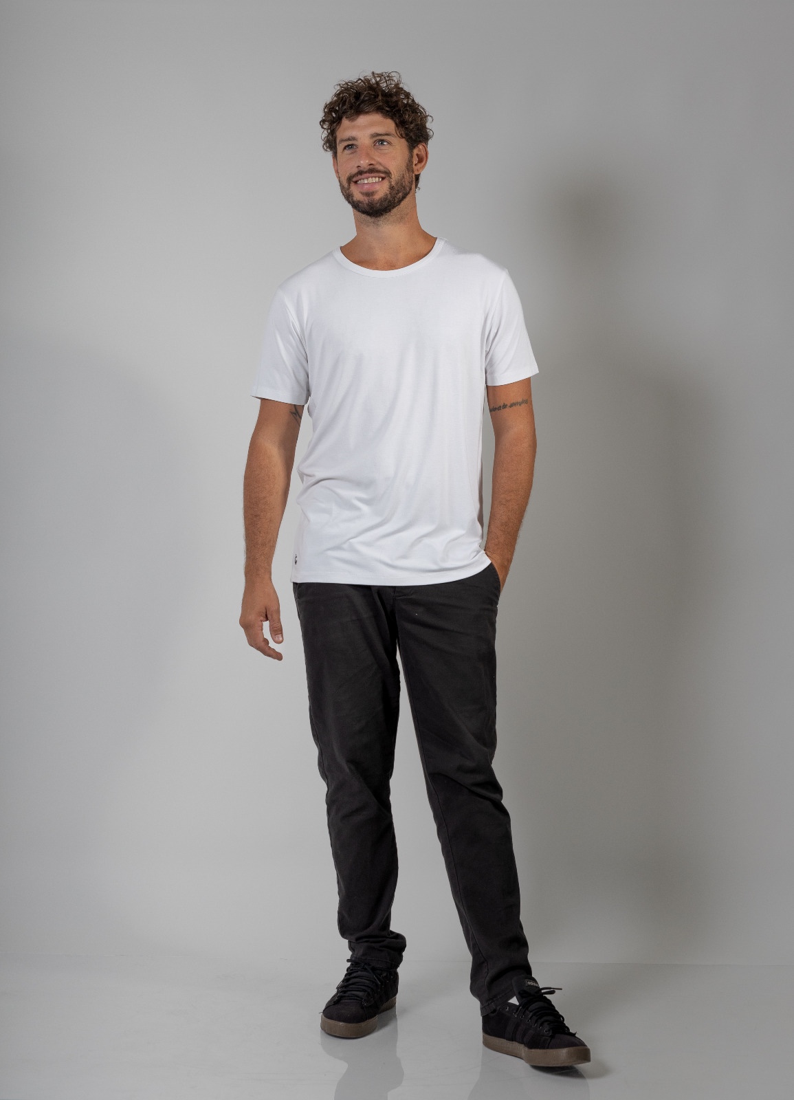 Ignacio — Model & Host in Barcelona photo 9