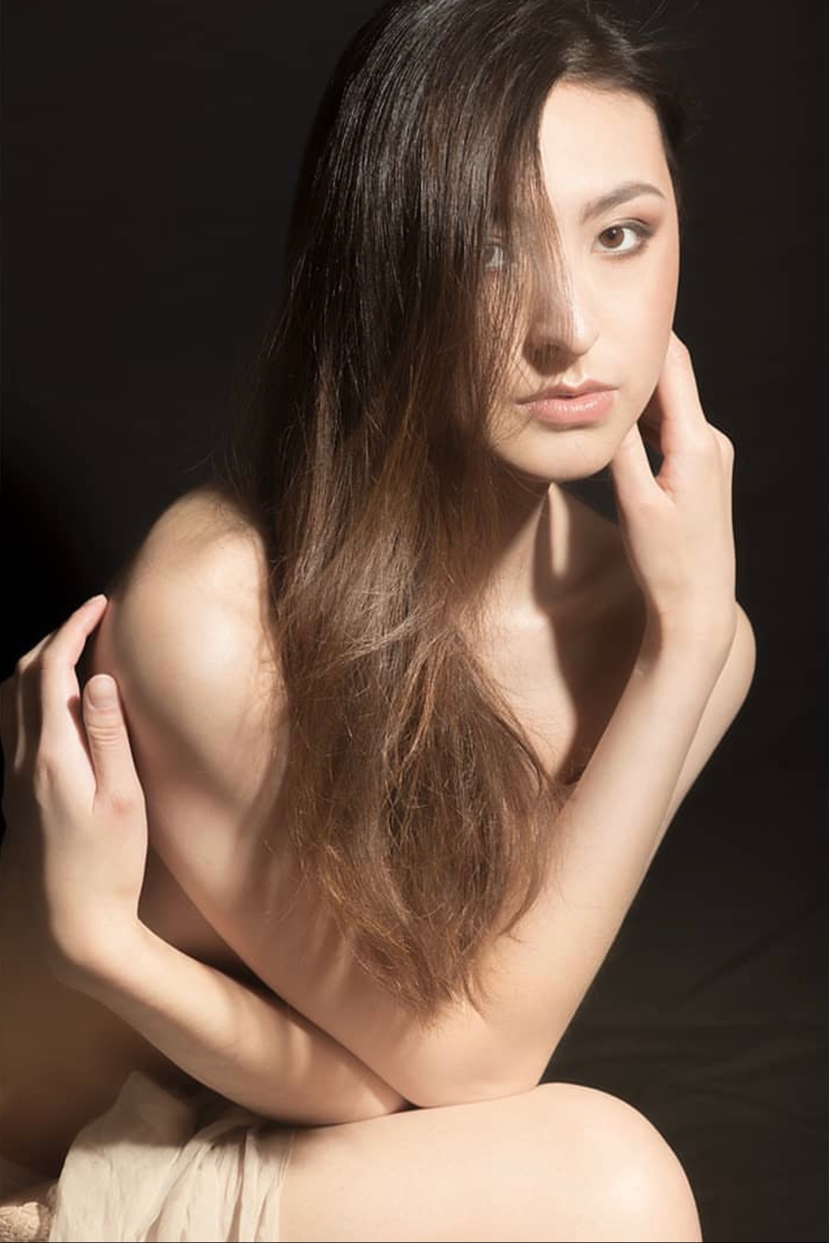 Syan — Model & Hostess in Paris photo 2