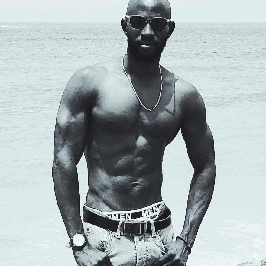 Drissa — Model & Hostess in Dakar photo 4