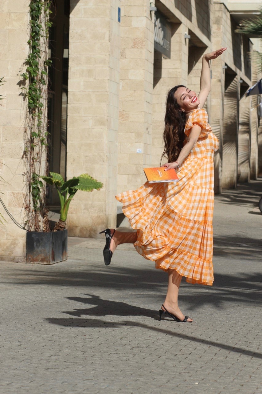 Lana — Model & Hostess in Stirling photo 7