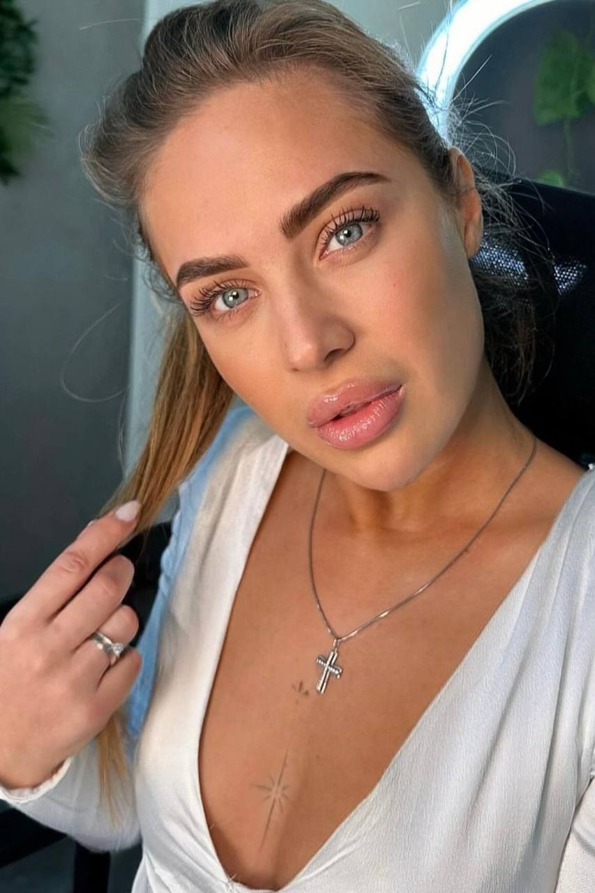 Liliia — Model & Hostess in M&uuml;nchen photo 3