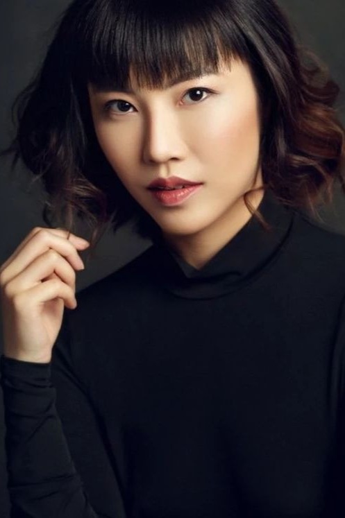 Ziyi — Model & Hostess in Madrid photo 4