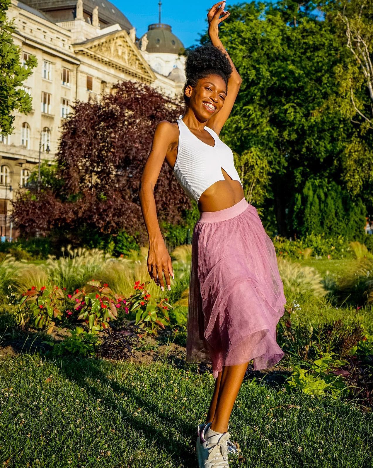 Naledi — Model & Hostess in Budapest photo 2