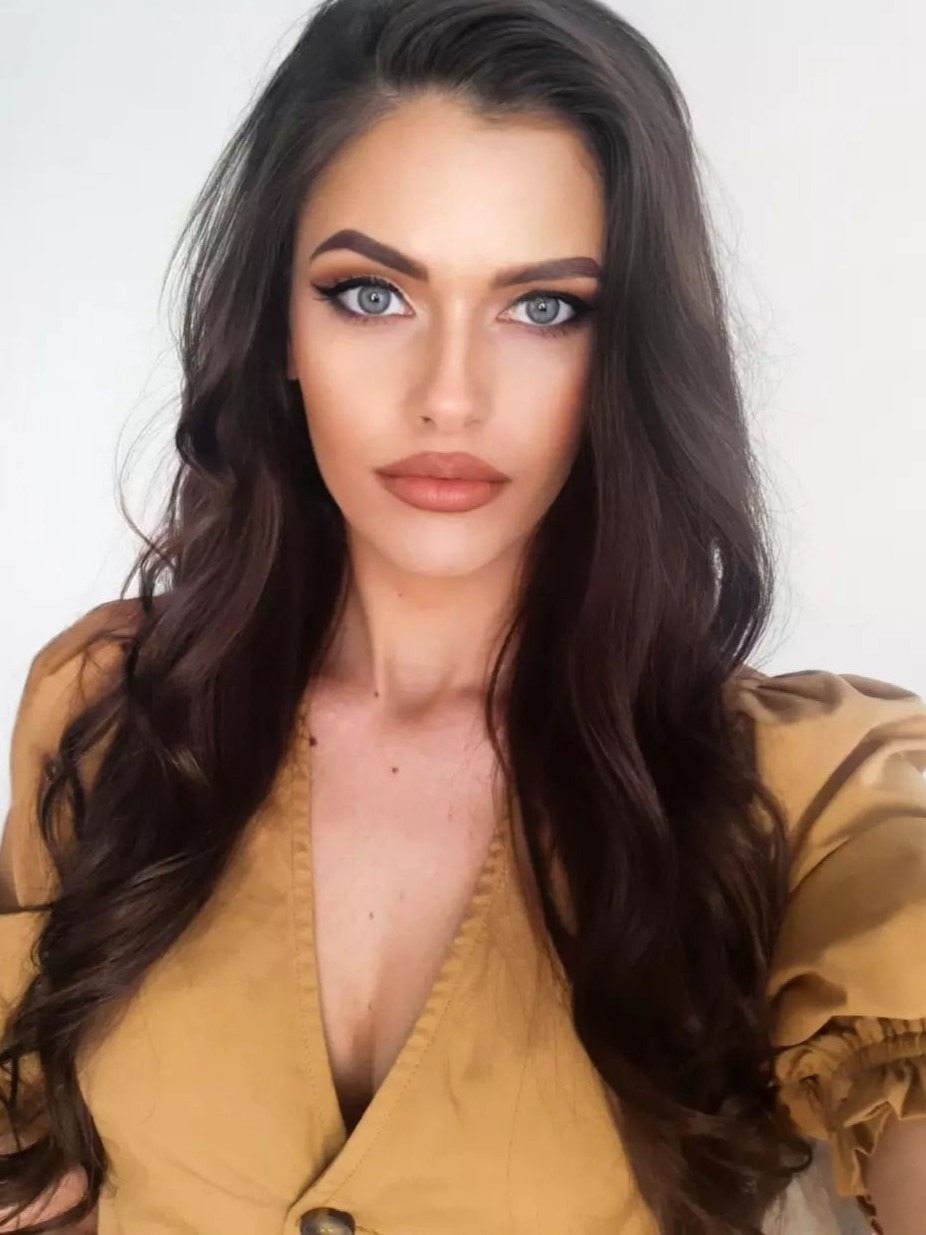 Rita — Model & Hostess in Budapest photo 9