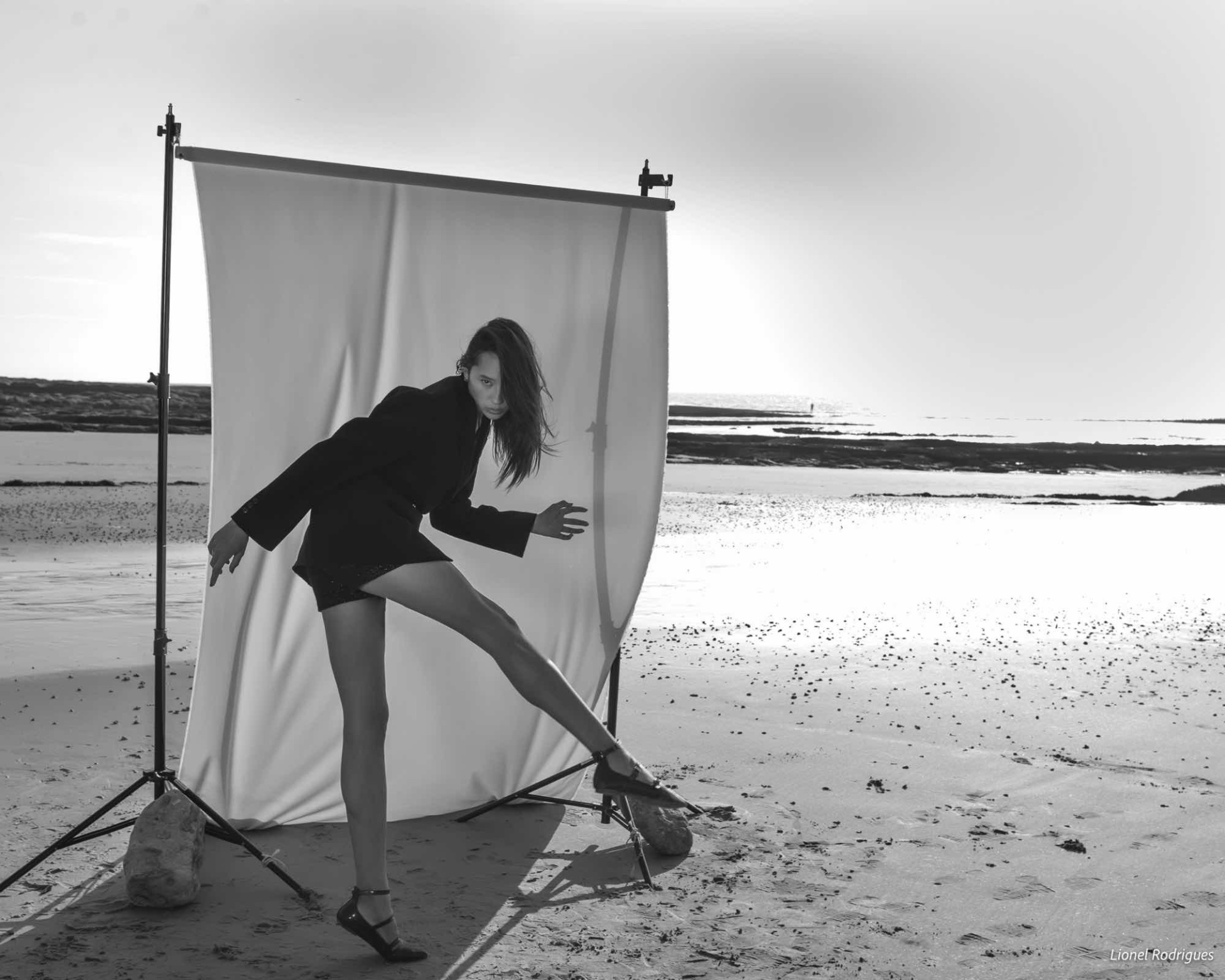 Syriam — Model & Hostess in La Madeleine photo 3