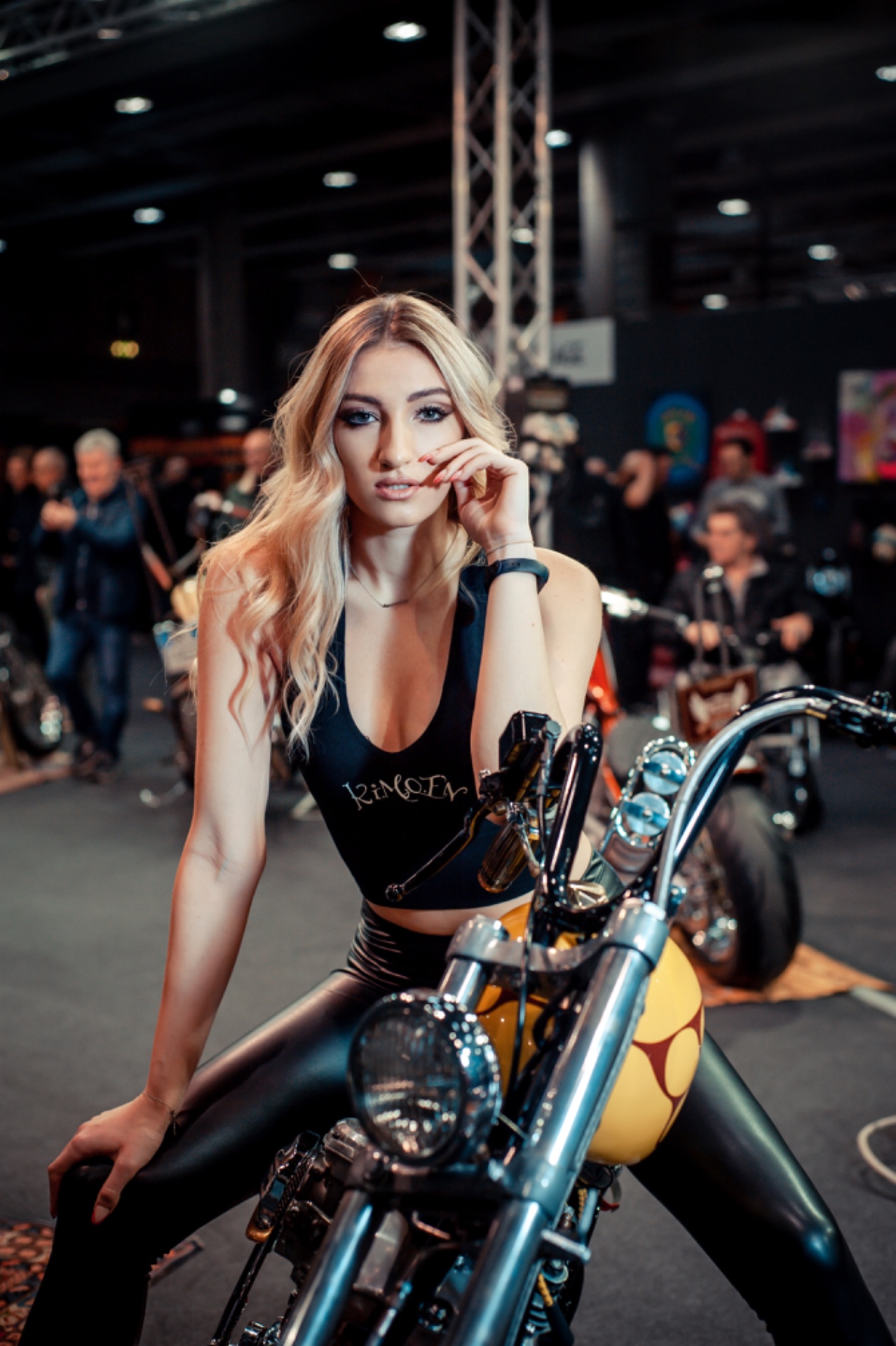 Alina Alexandra — Model & Hostess in Milano photo 14