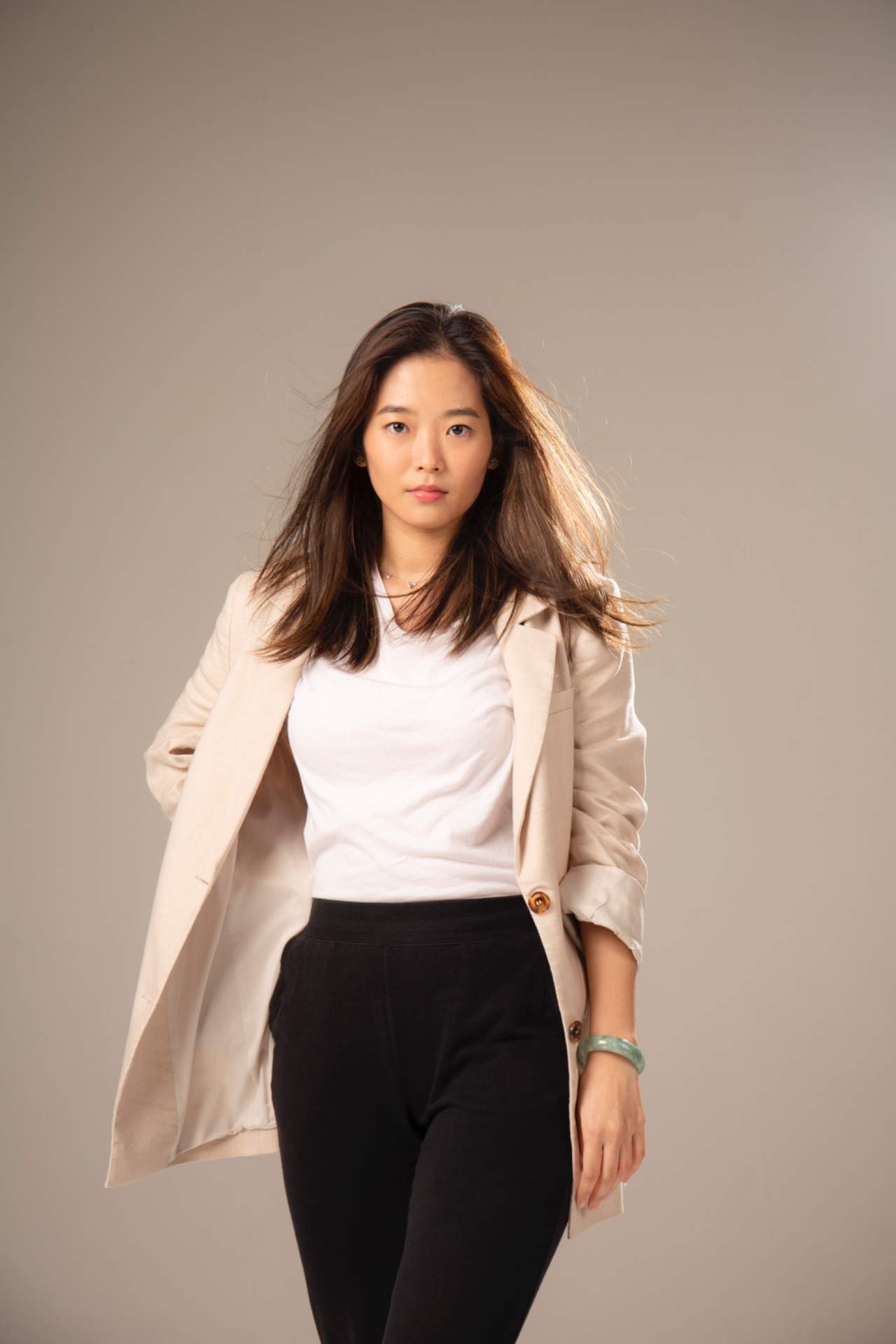 Shui Kwan Kelly — Model & Hostess in Paris photo 2